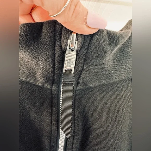 Lululemon Black Pullover with Flocked Floral Accents- Half Zip- PTP 19”- GUC - Picture 3 of 6